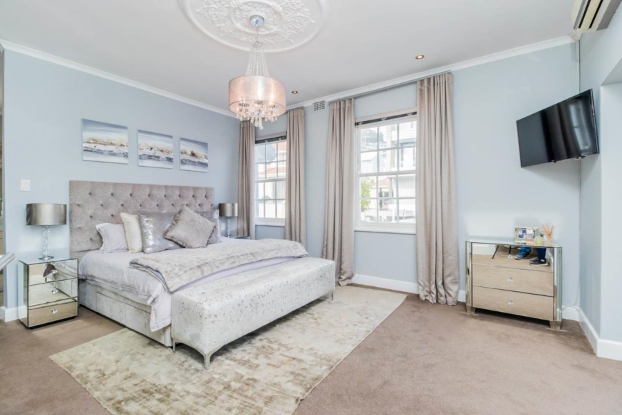 3 Bedroom Property for Sale in Fresnaye Western Cape